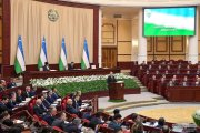 Проходит совместное заседание Законодательной палаты и Сената Олий Мажлиса